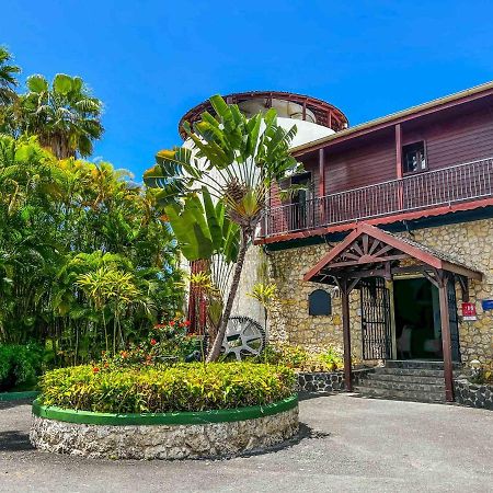 Hotel Auberge De La Vieille Tour Le Gosier  Ngoại thất bức ảnh