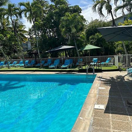 Hotel Auberge De La Vieille Tour Le Gosier  Ngoại thất bức ảnh