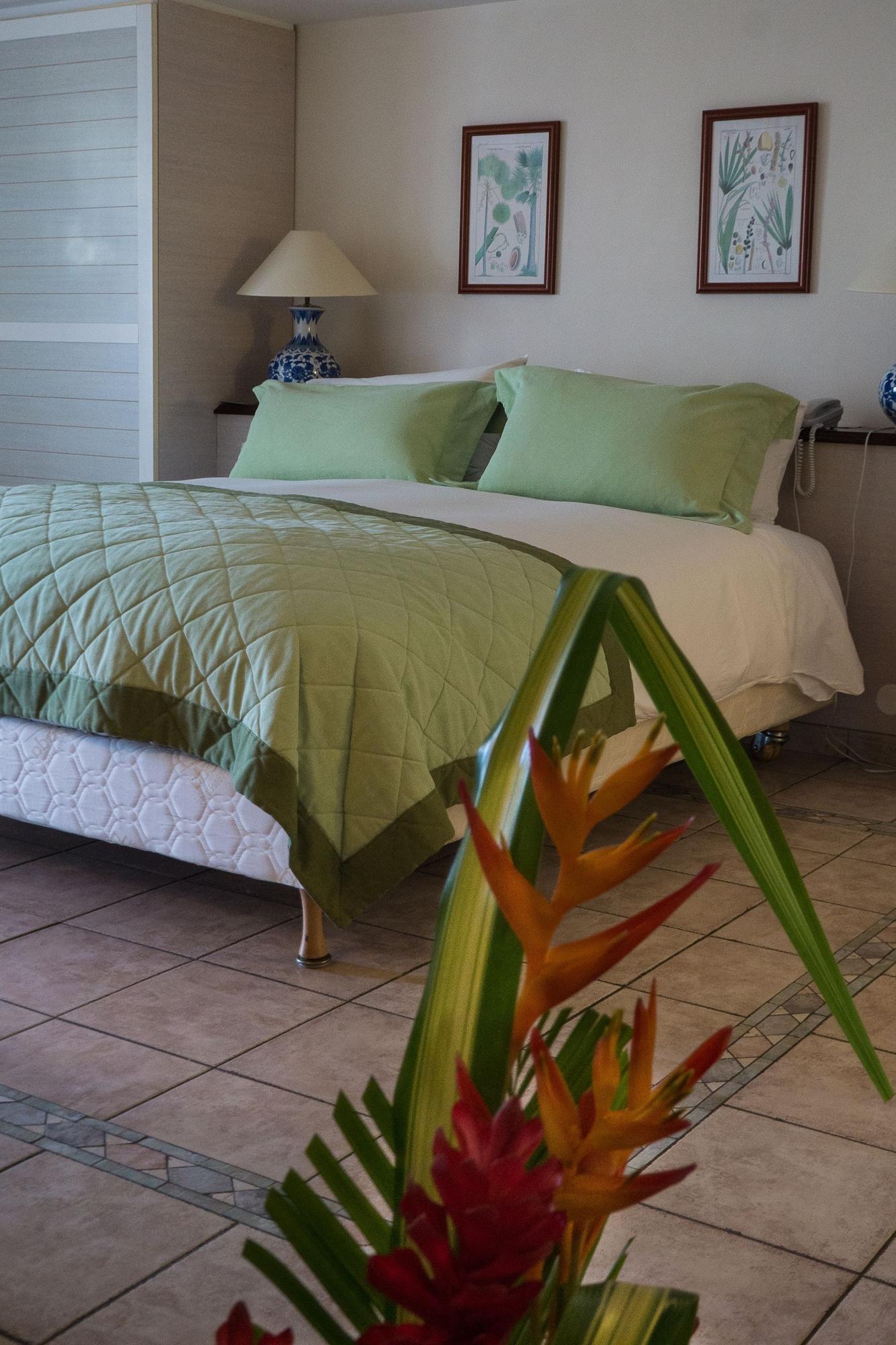 Hotel Auberge De La Vieille Tour Le Gosier  Ngoại thất bức ảnh