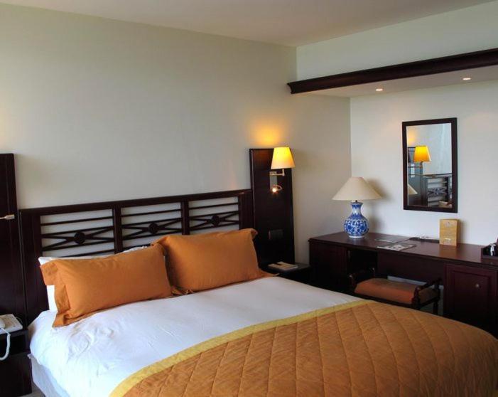 Hotel Auberge De La Vieille Tour Le Gosier  Ngoại thất bức ảnh