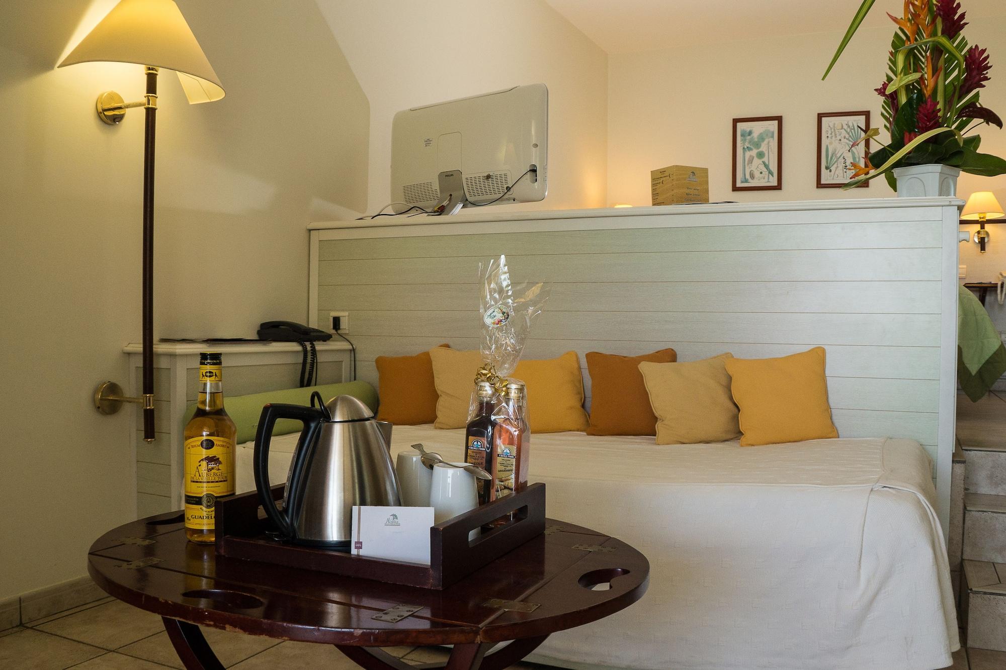 Hotel Auberge De La Vieille Tour Le Gosier  Ngoại thất bức ảnh