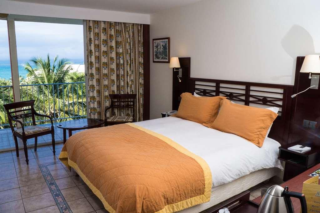 Hotel Auberge De La Vieille Tour Le Gosier  Phòng bức ảnh